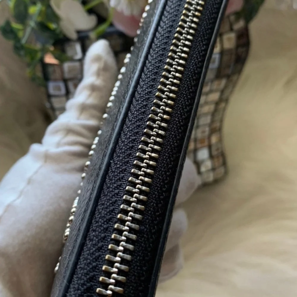 Coach Accordion Zip Black Leather Wallet